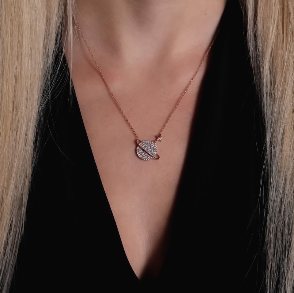 925 Ayar Gümüş Rose Satürn Kolye